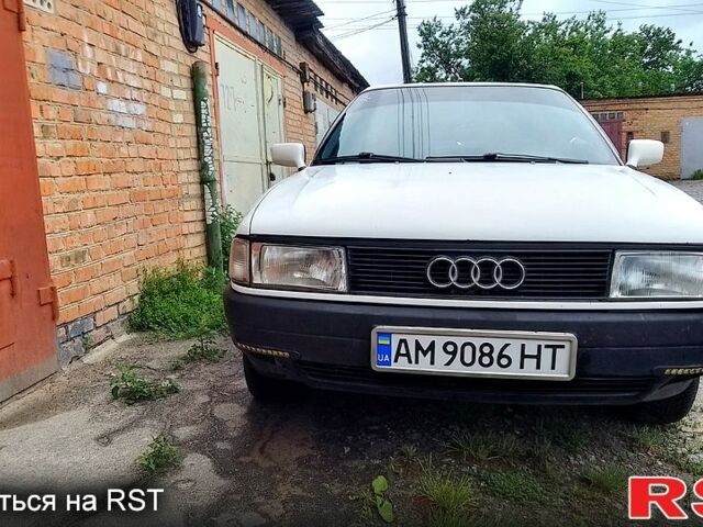 Белый Ауди 80, объемом двигателя 1.8 л и пробегом 430 тыс. км за 1700 $, фото 1 на Automoto.ua