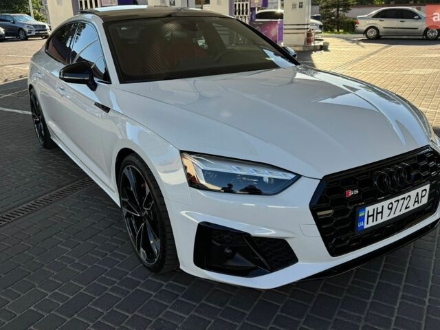 Білий Ауді 80, об'ємом двигуна 1.78 л та пробігом 452 тис. км за 1000 $, фото 1 на Automoto.ua