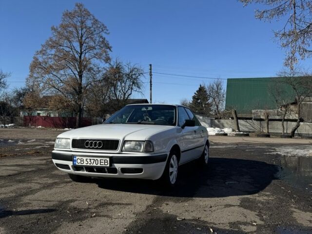 Белый Ауди 80, объемом двигателя 2 л и пробегом 440 тыс. км за 3000 $, фото 1 на Automoto.ua