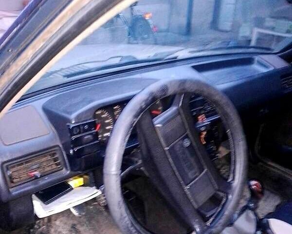 Бежевый Ауди 80, объемом двигателя 1.6 л и пробегом 300 тыс. км за 1150 $, фото 1 на Automoto.ua