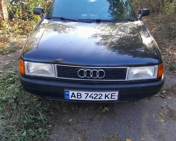 Черный Ауди 80, объемом двигателя 1.78 л и пробегом 420 тыс. км за 2100 $, фото 1 на Automoto.ua