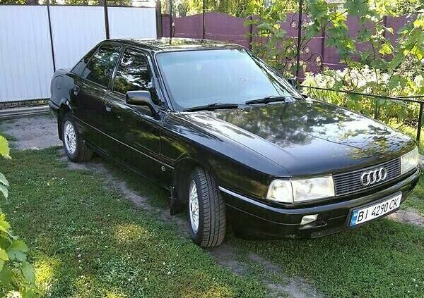 Чорний Ауді 80, об'ємом двигуна 1.8 л та пробігом 95 тис. км за 1600 $, фото 1 на Automoto.ua
