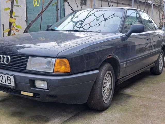Чорний Ауді 80, об'ємом двигуна 0 л та пробігом 300 тис. км за 350 $, фото 1 на Automoto.ua