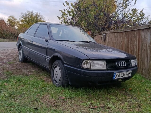 Черный Ауди 80, объемом двигателя 2 л и пробегом 200 тыс. км за 1750 $, фото 1 на Automoto.ua