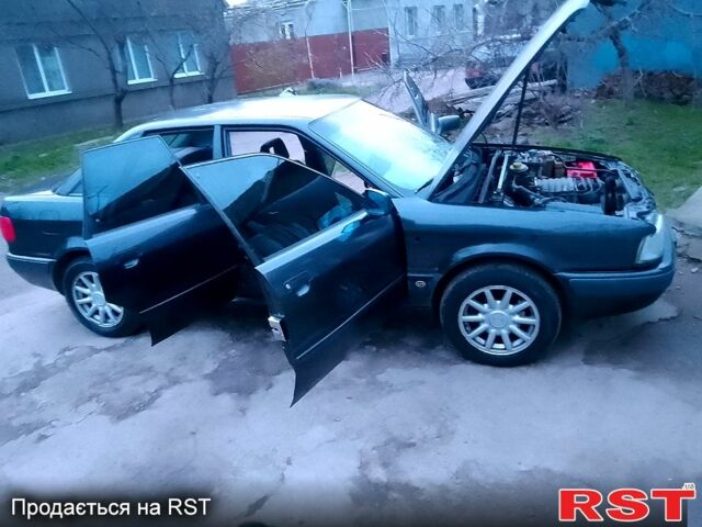 Черный Ауди 80, объемом двигателя 2.8 л и пробегом 278 тыс. км за 2200 $, фото 1 на Automoto.ua