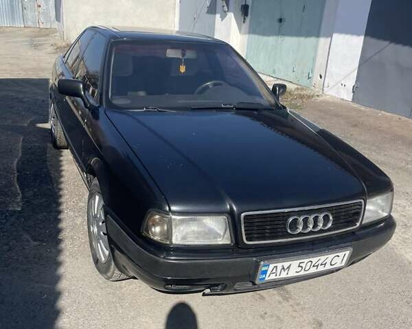 Черный Ауди 80, объемом двигателя 2 л и пробегом 310 тыс. км за 2500 $, фото 1 на Automoto.ua