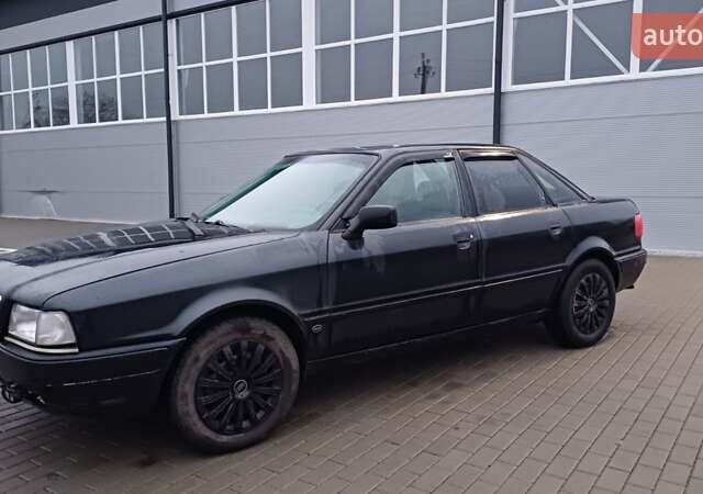 Черный Ауди 80, объемом двигателя 2 л и пробегом 240 тыс. км за 2200 $, фото 1 на Automoto.ua