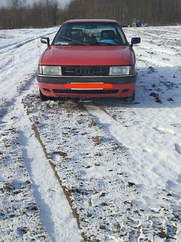 Красный Ауди 80, объемом двигателя 1.8 л и пробегом 220 тыс. км за 1700 $, фото 1 на Automoto.ua