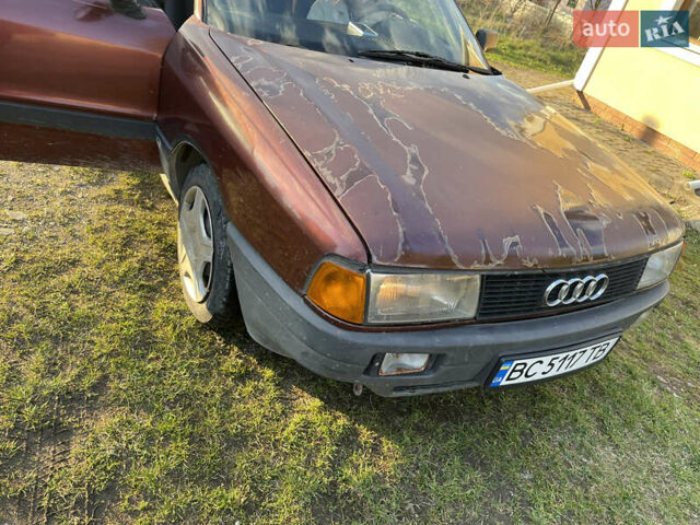 Красный Ауди 80, объемом двигателя 1.8 л и пробегом 350 тыс. км за 1500 $, фото 1 на Automoto.ua