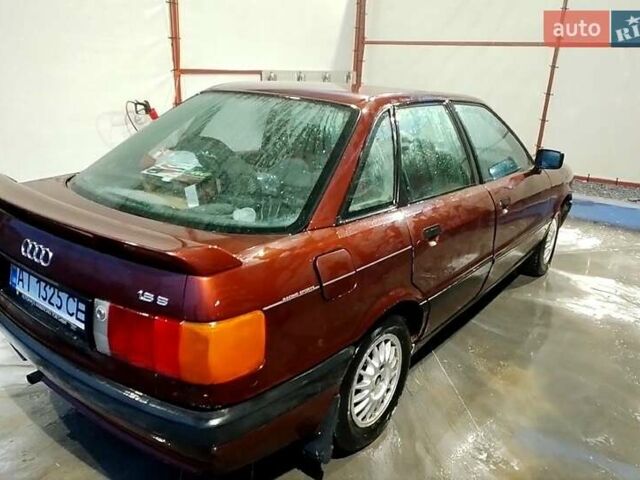Красный Ауди 80, объемом двигателя 1.8 л и пробегом 135 тыс. км за 750 $, фото 1 на Automoto.ua