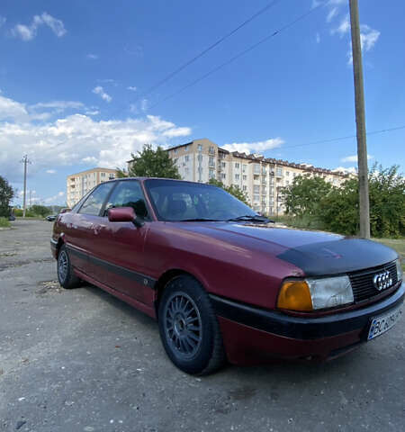 Красный Ауди 80, объемом двигателя 1.98 л и пробегом 400 тыс. км за 750 $, фото 1 на Automoto.ua