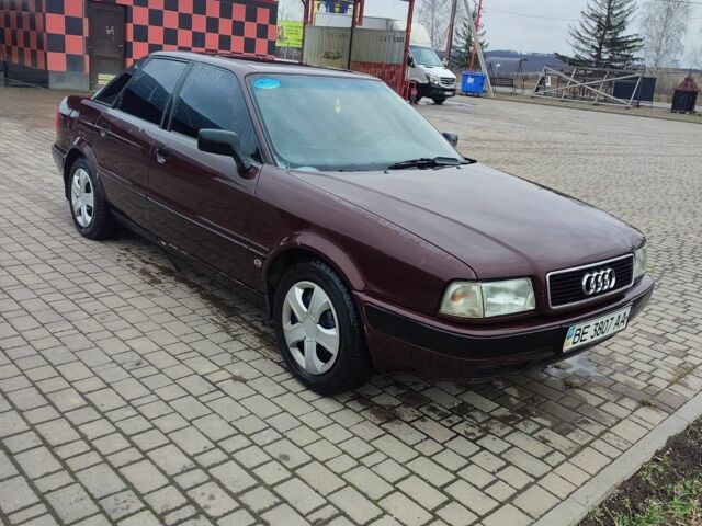 Красный Ауди 80, объемом двигателя 2 л и пробегом 322 тыс. км за 1150 $, фото 1 на Automoto.ua