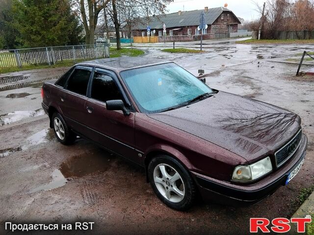 Красный Ауди 80, объемом двигателя 2 л и пробегом 530 тыс. км за 2510 $, фото 1 на Automoto.ua