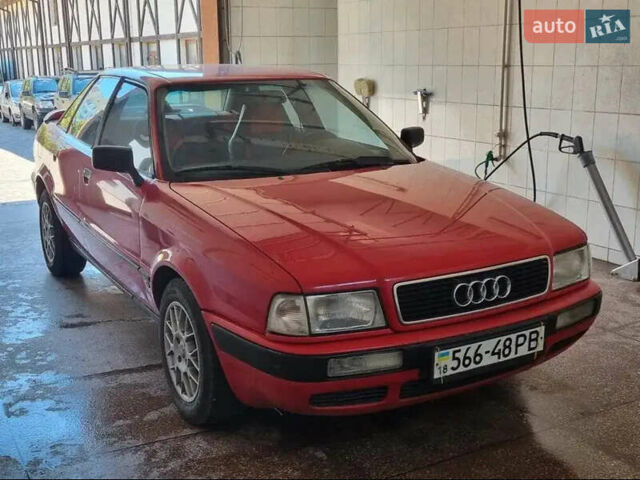 Красный Ауди 80, объемом двигателя 2 л и пробегом 220 тыс. км за 3400 $, фото 1 на Automoto.ua