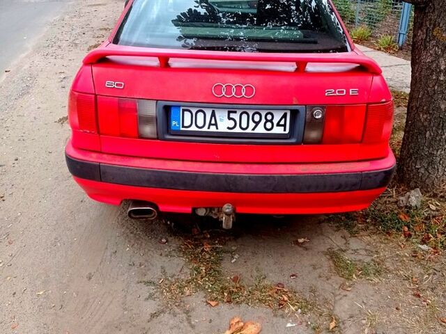 Червоний Ауді 80, об'ємом двигуна 2 л та пробігом 350 тис. км за 1250 $, фото 1 на Automoto.ua