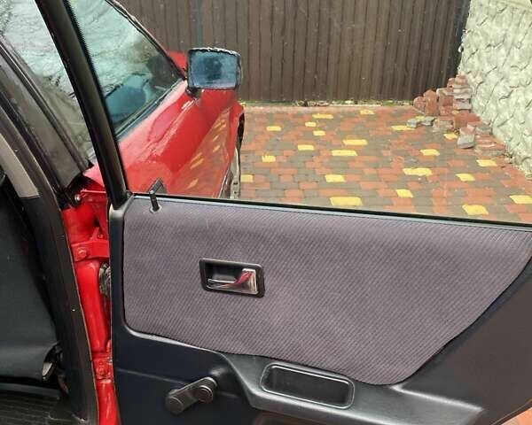 Червоний Ауді 80, об'ємом двигуна 2 л та пробігом 360 тис. км за 3300 $, фото 1 на Automoto.ua