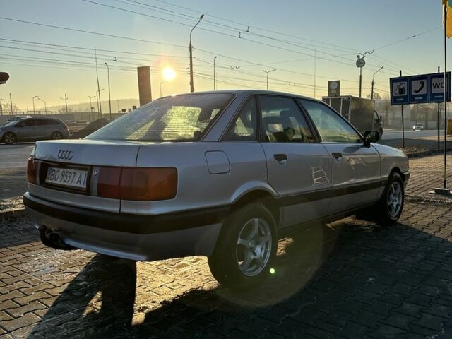 Серый Ауди 80, объемом двигателя 1.8 л и пробегом 100 тыс. км за 1500 $, фото 1 на Automoto.ua