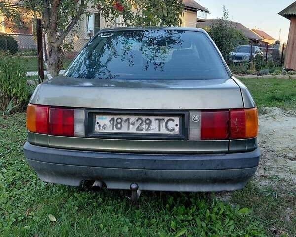 Серый Ауди 80, объемом двигателя 1 л и пробегом 999 тыс. км за 600 $, фото 1 на Automoto.ua