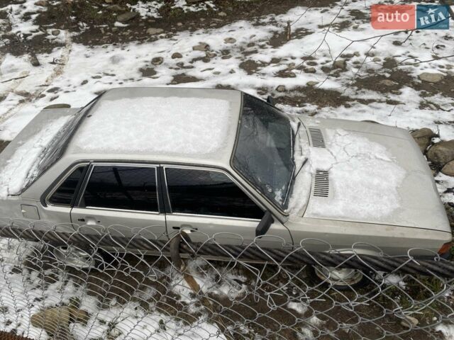 Серый Ауди 80, объемом двигателя 1.6 л и пробегом 400 тыс. км за 450 $, фото 1 на Automoto.ua
