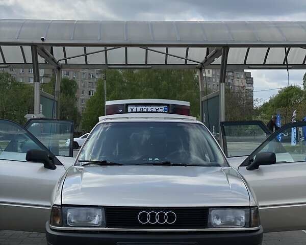 Сірий Ауді 80, об'ємом двигуна 1.78 л та пробігом 500 тис. км за 2200 $, фото 1 на Automoto.ua