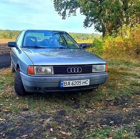 Ауди 80 1987 в Компанеевке на Automoto.ua Серый Ауди 80, объемом двигателя 1.8 л и пробегом 380 тыс. км за 1950 $, фото 1 на Automoto.ua