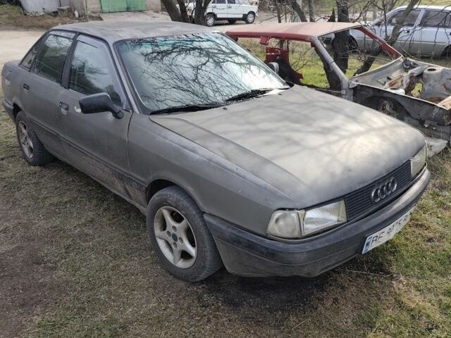 Серый Ауди 80, объемом двигателя 1.6 л и пробегом 350 тыс. км за 677 $, фото 1 на Automoto.ua