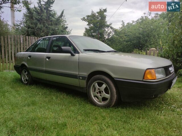 Серый Ауди 80, объемом двигателя 1.8 л и пробегом 309 тыс. км за 2000 $, фото 1 на Automoto.ua