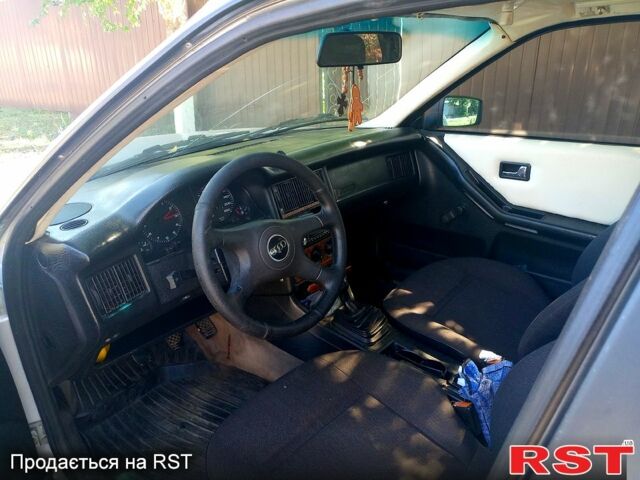 Серый Ауди 80, объемом двигателя 1.6 л и пробегом 0 тыс. км за 1100 $, фото 1 на Automoto.ua