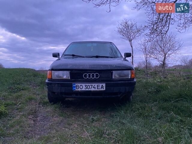 Серый Ауди 80, объемом двигателя 1.78 л и пробегом 450 тыс. км за 900 $, фото 1 на Automoto.ua