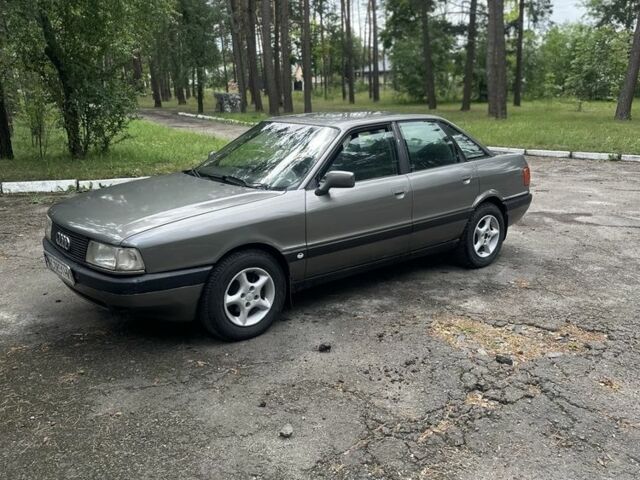Серый Ауди 80, объемом двигателя 1.8 л и пробегом 3 тыс. км за 1800 $, фото 1 на Automoto.ua