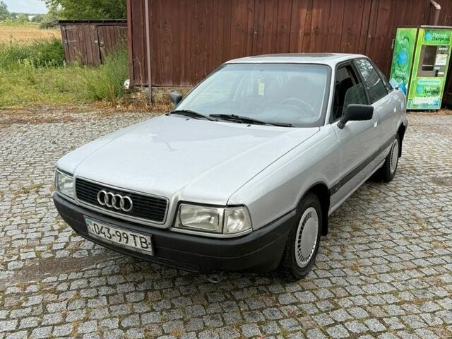Сірий Ауді 80, об'ємом двигуна 1.6 л та пробігом 424 тис. км за 1100 $, фото 1 на Automoto.ua