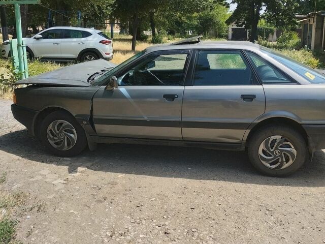 Сірий Ауді 80, об'ємом двигуна 1.8 л та пробігом 70 тис. км за 500 $, фото 1 на Automoto.ua