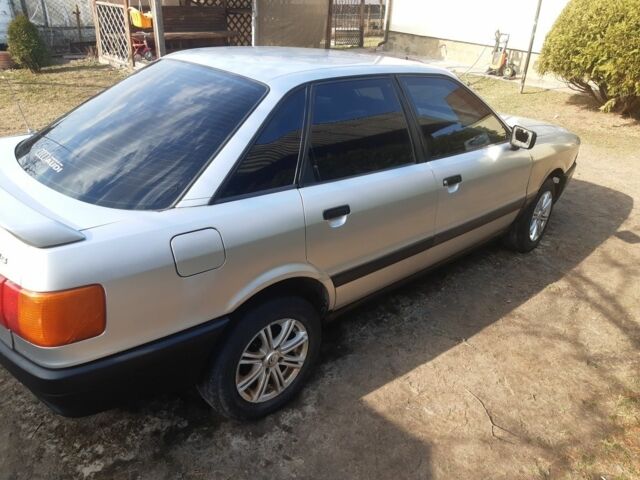 Сірий Ауді 80, об'ємом двигуна 1.8 л та пробігом 340 тис. км за 1650 $, фото 1 на Automoto.ua