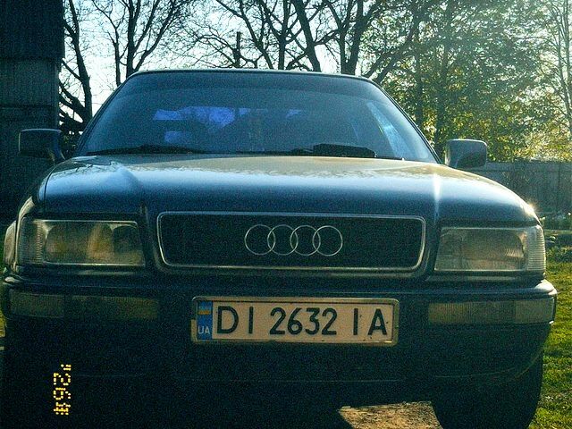 Сірий Ауді 80, об'ємом двигуна 1.8 л та пробігом 0 тис. км за 2000 $, фото 1 на Automoto.ua