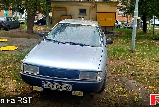 Сірий Ауді 80, об'ємом двигуна 2 л та пробігом 274 тис. км за 2200 $, фото 1 на Automoto.ua