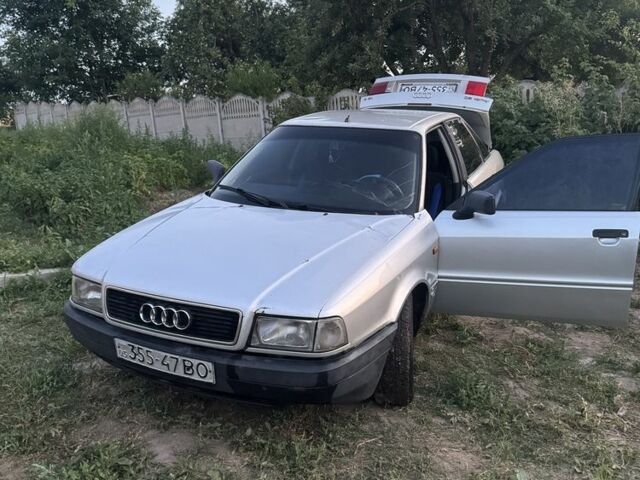 Сірий Ауді 80, об'ємом двигуна 1.8 л та пробігом 300 тис. км за 653 $, фото 1 на Automoto.ua