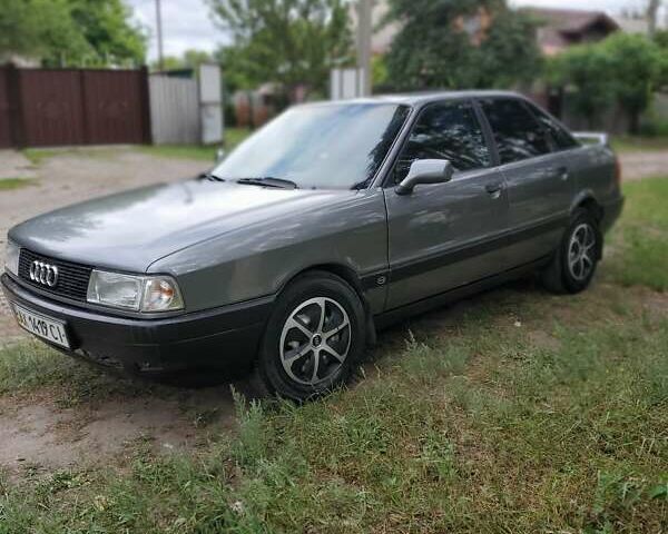 Сірий Ауді 80, об'ємом двигуна 1.78 л та пробігом 380 тис. км за 2500 $, фото 1 на Automoto.ua