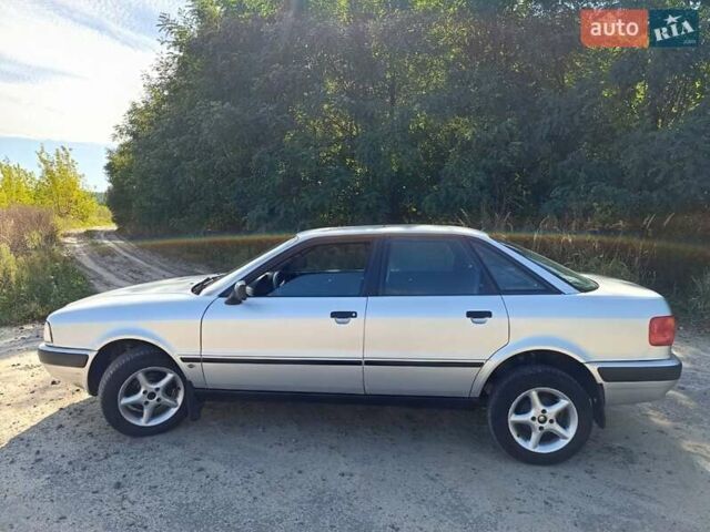 Серый Ауди 80, объемом двигателя 2 л и пробегом 399 тыс. км за 3000 $, фото 1 на Automoto.ua