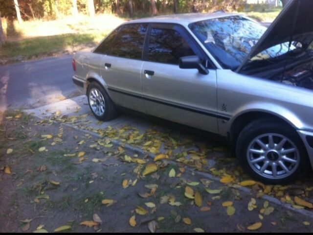 Серый Ауди 80, объемом двигателя 2.3 л и пробегом 460 тыс. км за 2700 $, фото 1 на Automoto.ua