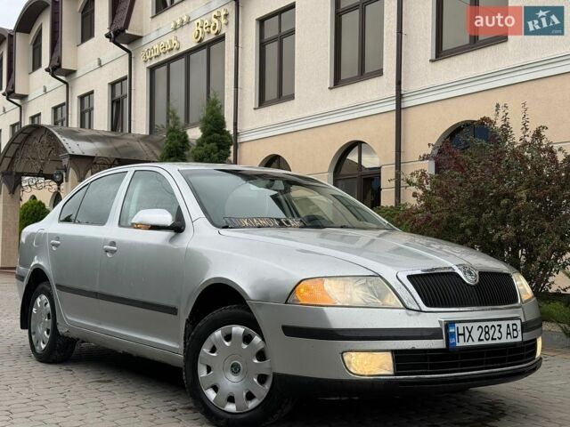 Сірий Ауді 80, об'ємом двигуна 2 л та пробігом 350 тис. км за 1900 $, фото 1 на Automoto.ua