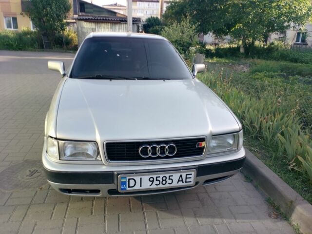 Серый Ауди 80, объемом двигателя 2 л и пробегом 368 тыс. км за 2250 $, фото 1 на Automoto.ua