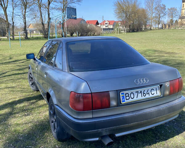 Серый Ауди 80, объемом двигателя 2 л и пробегом 479 тыс. км за 2400 $, фото 1 на Automoto.ua