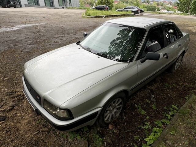 Серый Ауди 80, объемом двигателя 2 л и пробегом 300 тыс. км за 1000 $, фото 1 на Automoto.ua