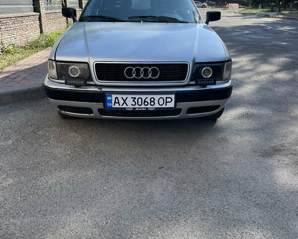Серый Ауди 80, объемом двигателя 2 л и пробегом 327 тыс. км за 2100 $, фото 1 на Automoto.ua
