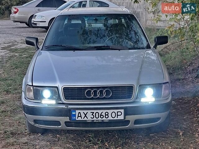 Серый Ауди 80, объемом двигателя 2 л и пробегом 240 тыс. км за 1700 $, фото 1 на Automoto.ua