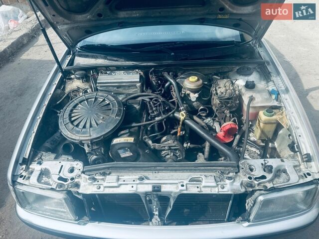 Сірий Ауді 80, об'ємом двигуна 1.98 л та пробігом 450 тис. км за 2200 $, фото 1 на Automoto.ua
