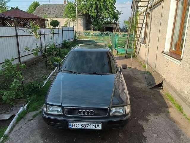 Серый Ауди 80, объемом двигателя 2.6 л и пробегом 500 тыс. км за 2950 $, фото 1 на Automoto.ua