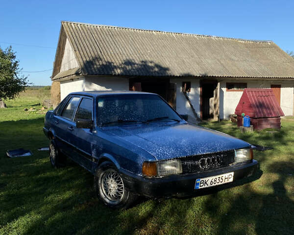 Синий Ауди 80, объемом двигателя 1.8 л и пробегом 300 тыс. км за 800 $, фото 1 на Automoto.ua