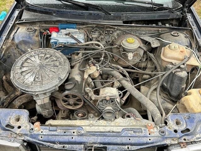 Синий Ауди 80, объемом двигателя 1.8 л и пробегом 269 тыс. км за 950 $, фото 1 на Automoto.ua