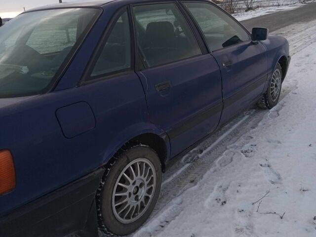 Синій Ауді 80, об'ємом двигуна 1.8 л та пробігом 417 тис. км за 1450 $, фото 1 на Automoto.ua
